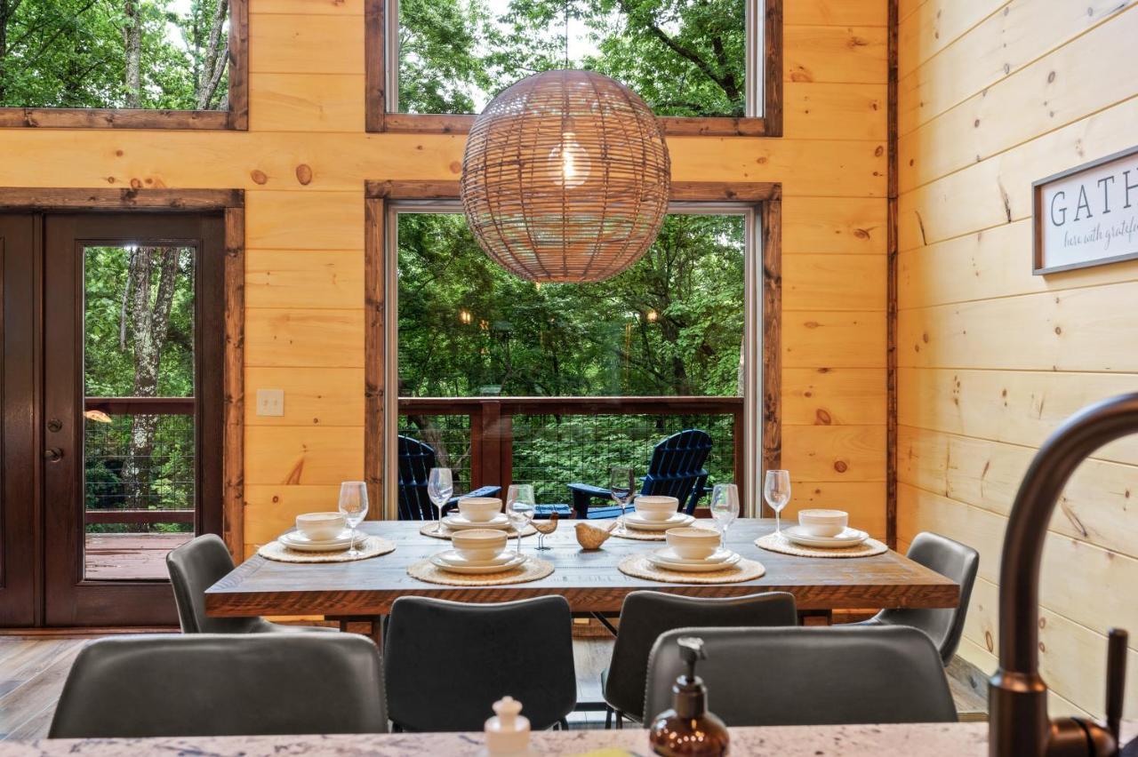 New Cozy Mountain Cabin Hot Tub Near Downtown Gatlinburg Esterno foto