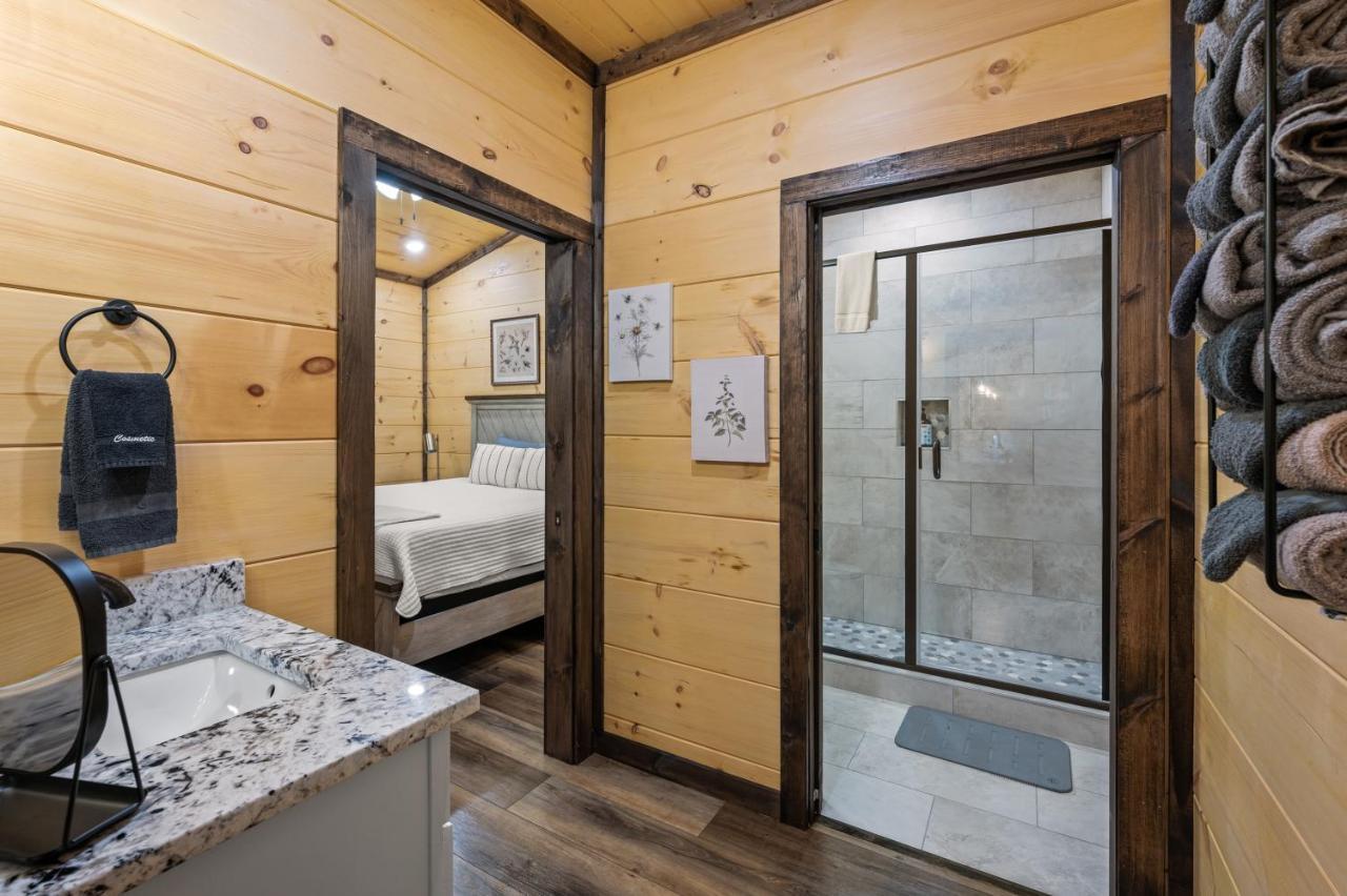 New Cozy Mountain Cabin Hot Tub Near Downtown Gatlinburg Esterno foto
