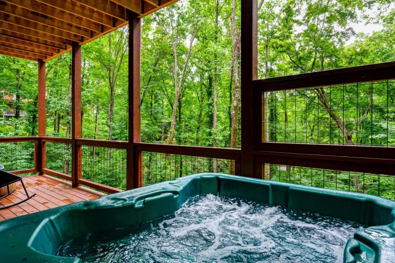 New Cozy Mountain Cabin Hot Tub Near Downtown Gatlinburg Esterno foto