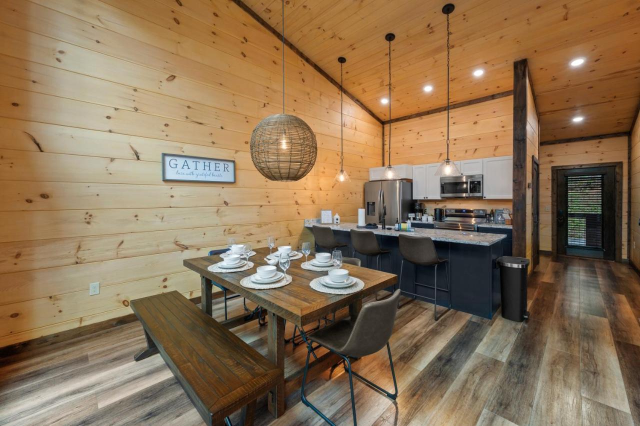 New Cozy Mountain Cabin Hot Tub Near Downtown Gatlinburg Esterno foto