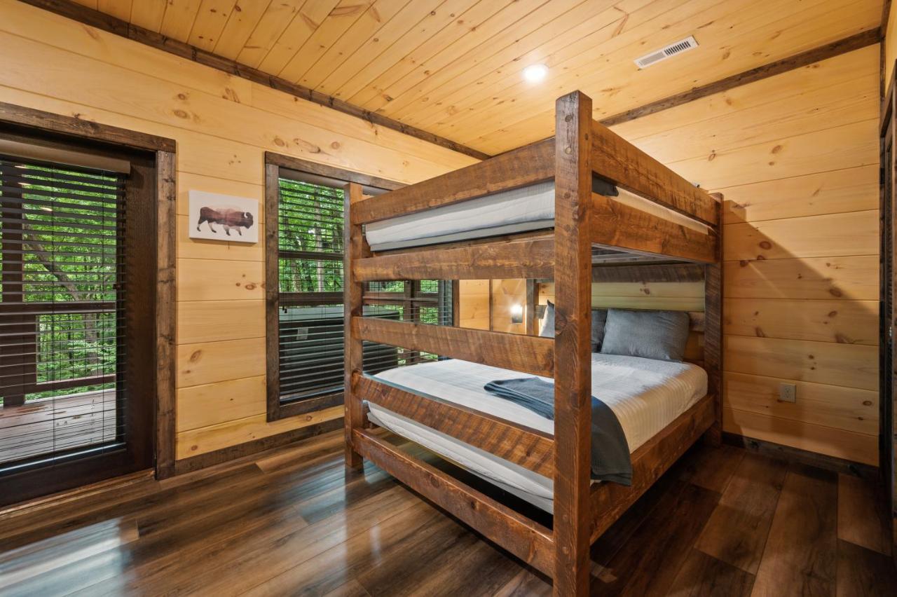 New Cozy Mountain Cabin Hot Tub Near Downtown Gatlinburg Esterno foto