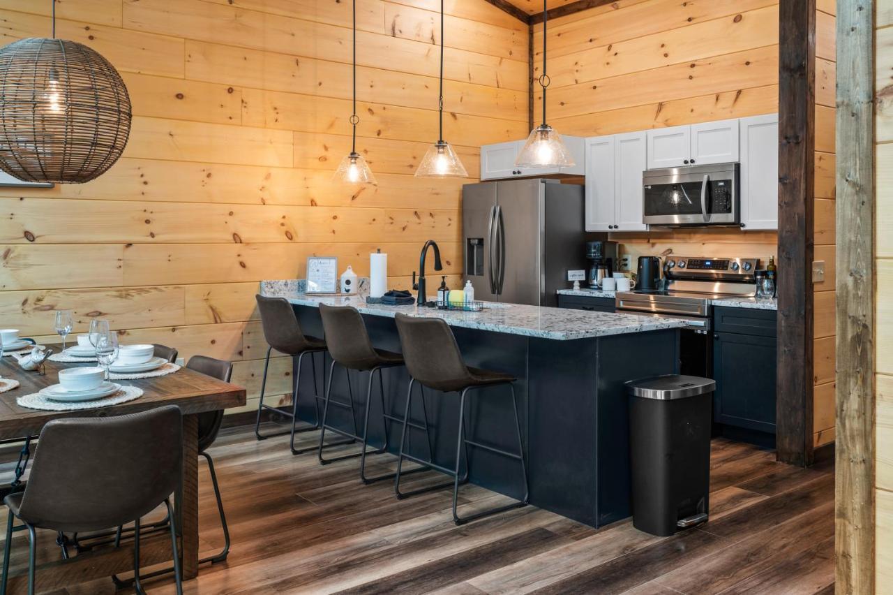 New Cozy Mountain Cabin Hot Tub Near Downtown Gatlinburg Esterno foto