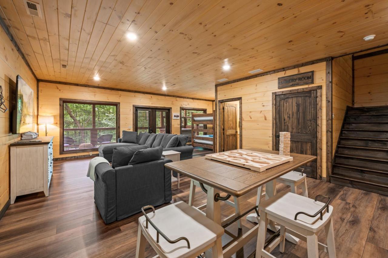 New Cozy Mountain Cabin Hot Tub Near Downtown Gatlinburg Esterno foto