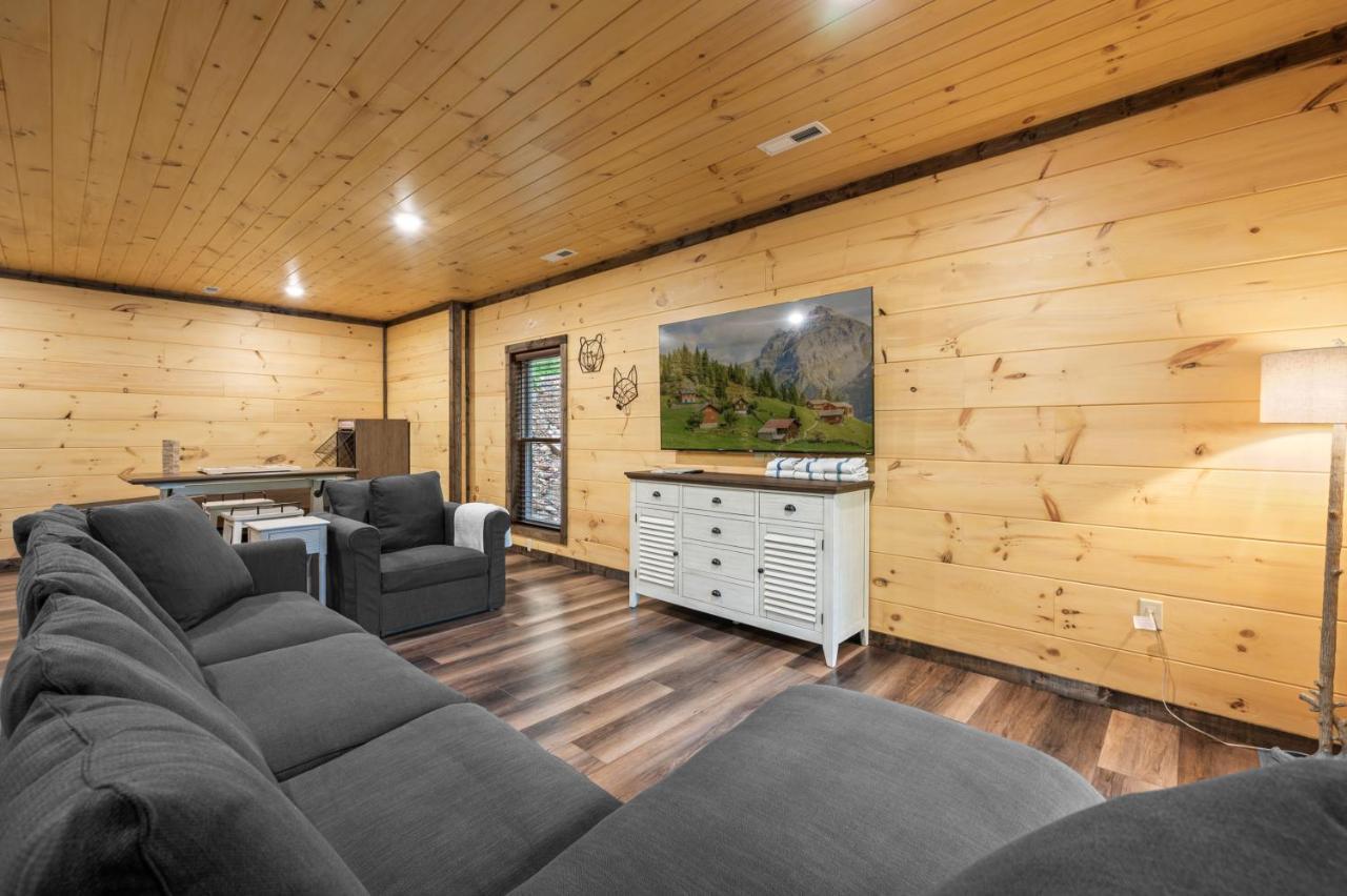 New Cozy Mountain Cabin Hot Tub Near Downtown Gatlinburg Esterno foto