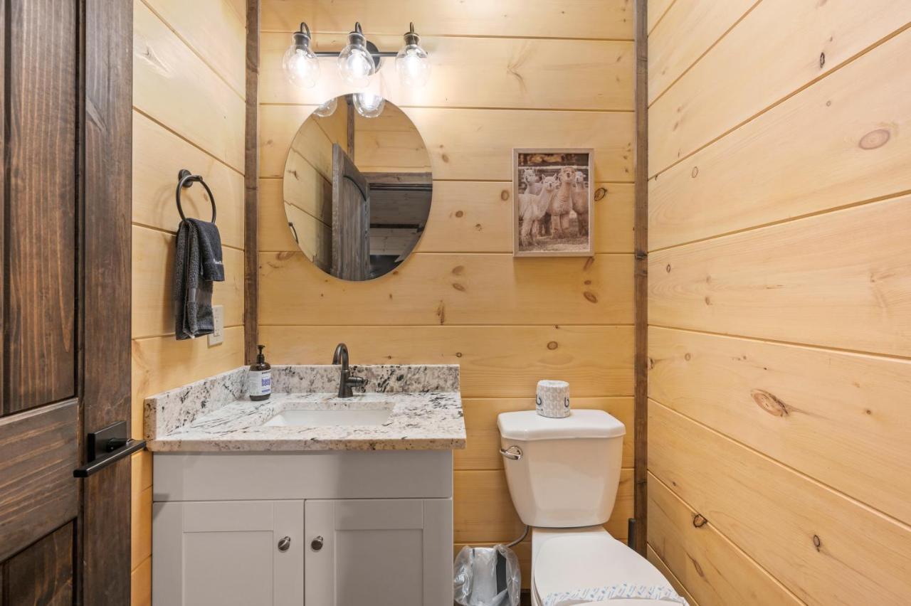 New Cozy Mountain Cabin Hot Tub Near Downtown Gatlinburg Esterno foto